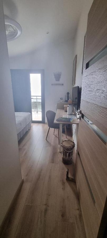 Bed and Breakfast Mazheven Bellemene Exterior foto